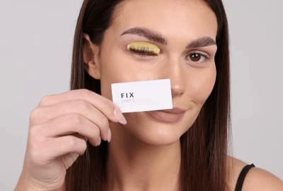 Malli levittää Vaihe 2 - Fix ripsilleen